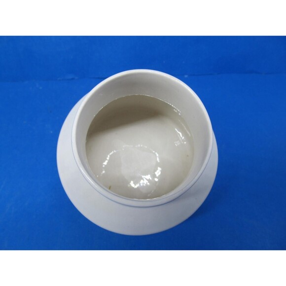 Wedgwood Midwinter Crocus 3 1/2" Sugar Bowl With Lid Produced From 1986-1987 EUC - Picture 5 of 7